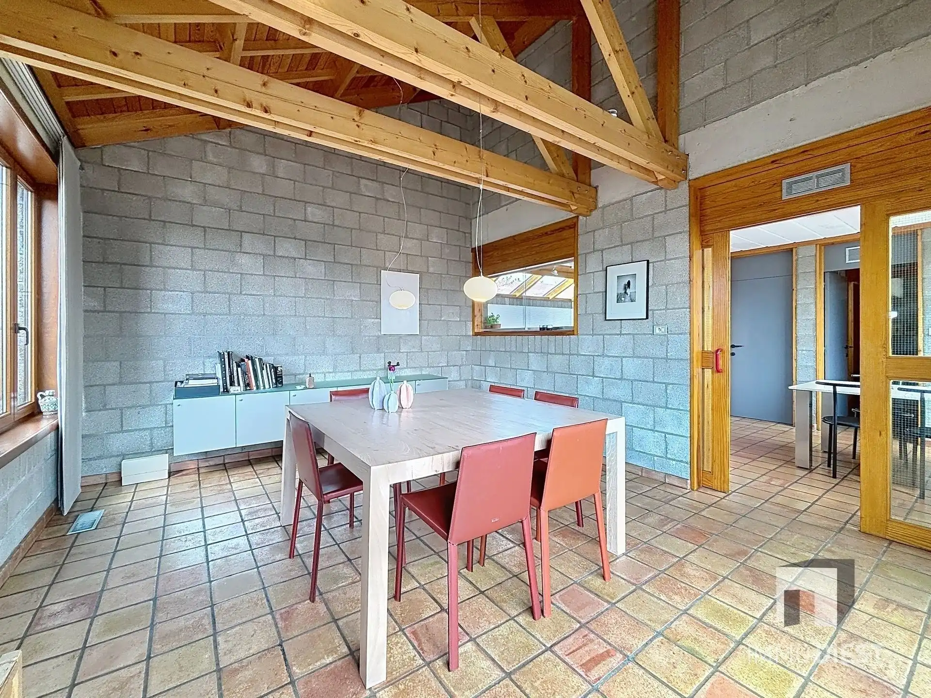 Bijzondere woning, lichtrijk, open en 3 slaapkamers foto 11