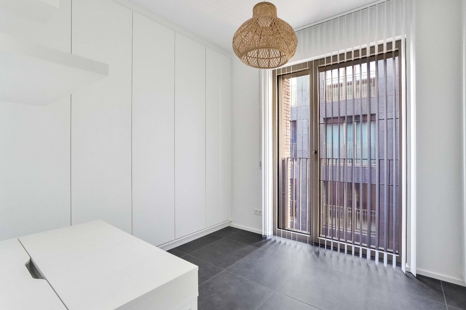 IN OPTIE ! RECENT LUXE-APPARTEMENT MET KELDERBERGING IN QUARTIER BLEU ! foto 18