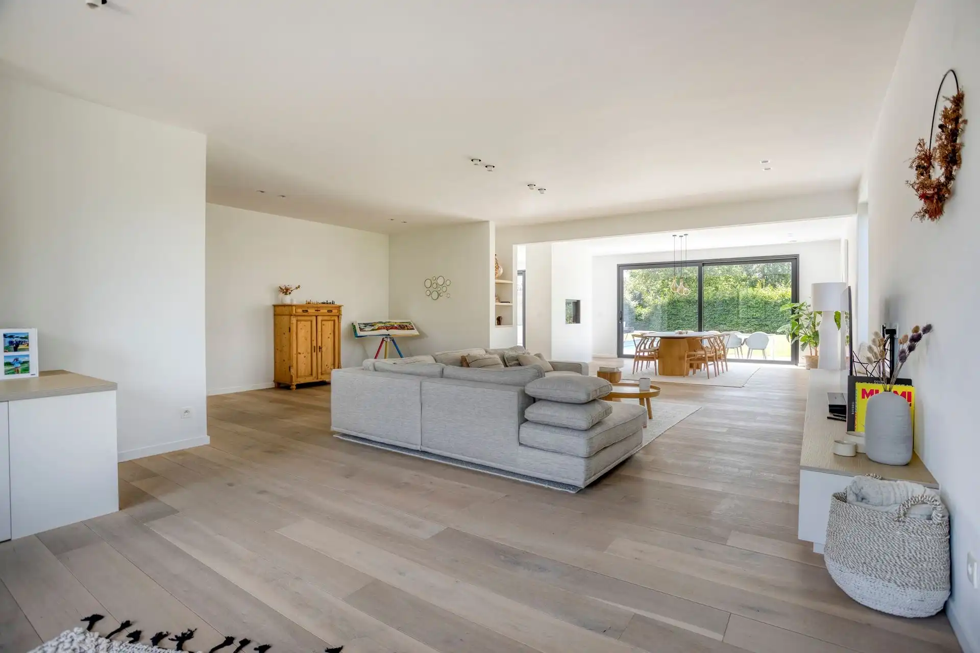 Prachtige nieuwbouw van 2019  in doodlopende straat foto 9
