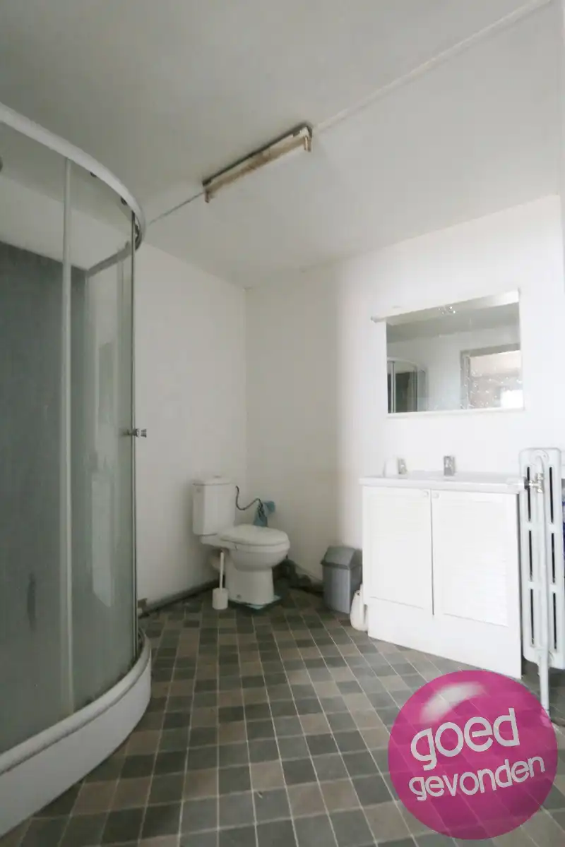 HANDEL MET WOONST - TERRAS - TUIN - CENTRALE LIGGING  foto 19