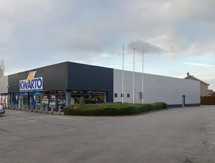 Handelspand te huur tegenover Delhaize Izegem – ca. 650 m² foto 5