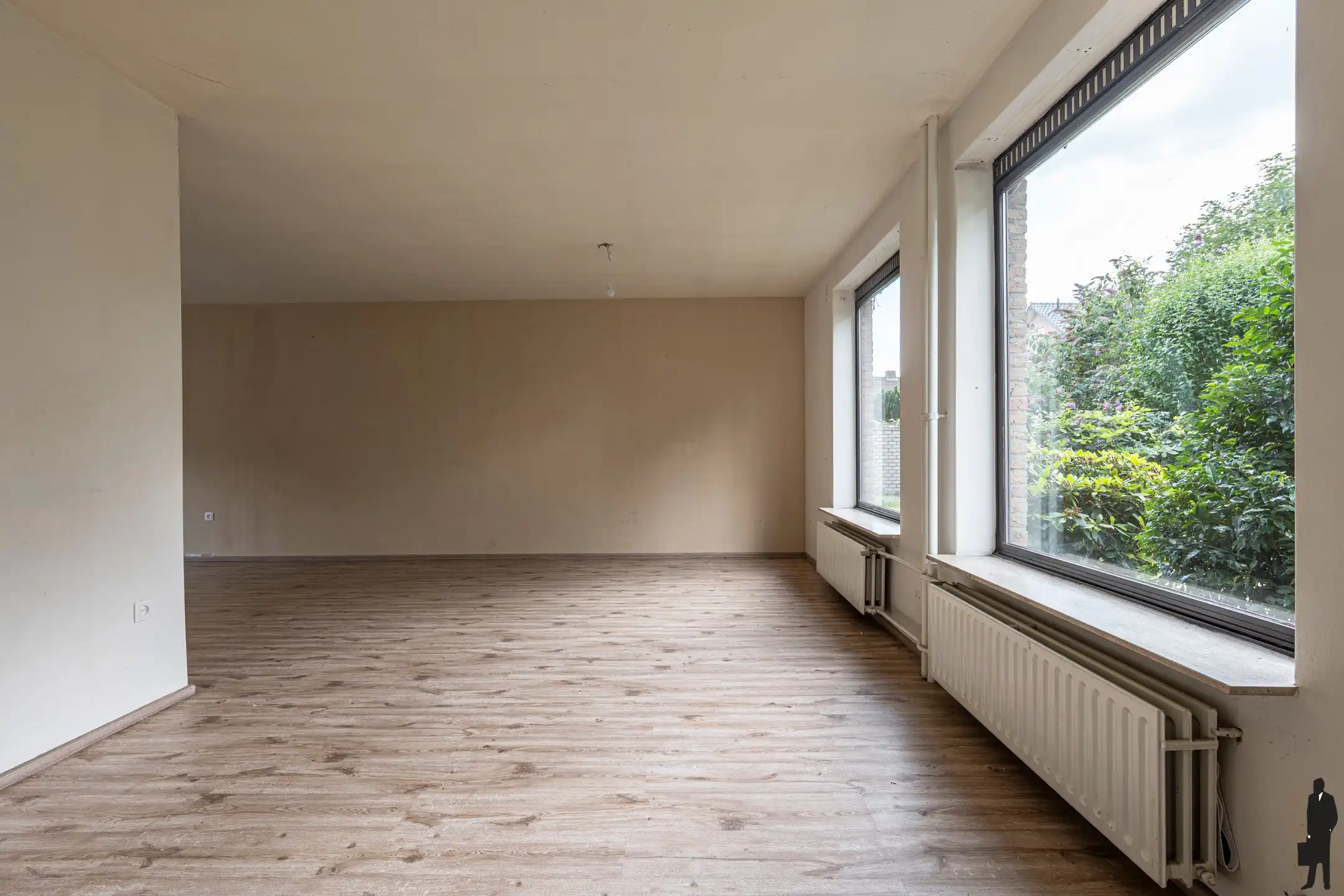 Eengezinswoning in kindvriendelijke omgeving met 4 slaapkamers en ruime garage op een perceel van ca. 318 m²! foto 17