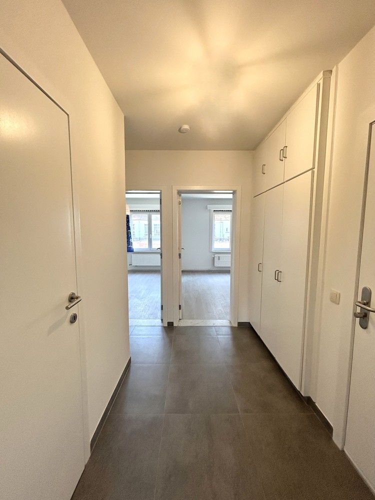 Volledig gerenoveerd appartement met 2 slaapkamers te Heverlee foto 2