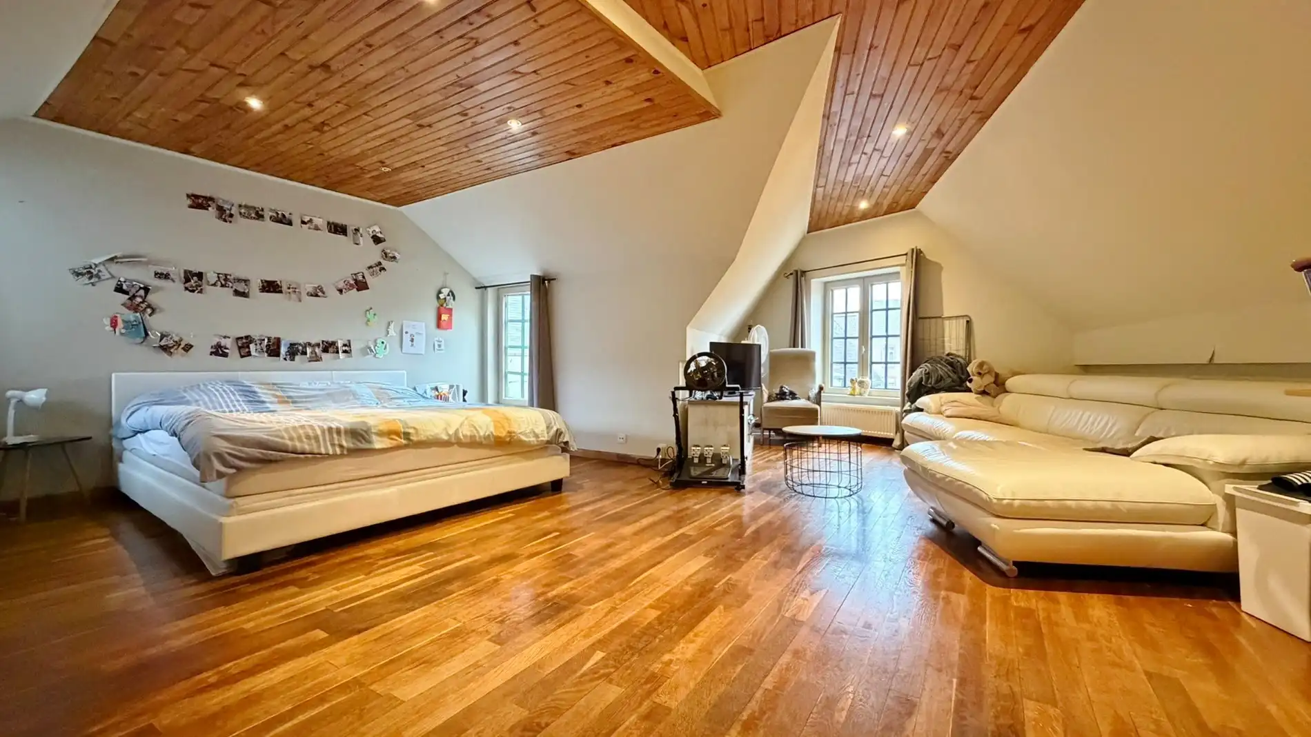 Unieke kans: Instapklaar restaurant met woonst in hartje Watou foto 12