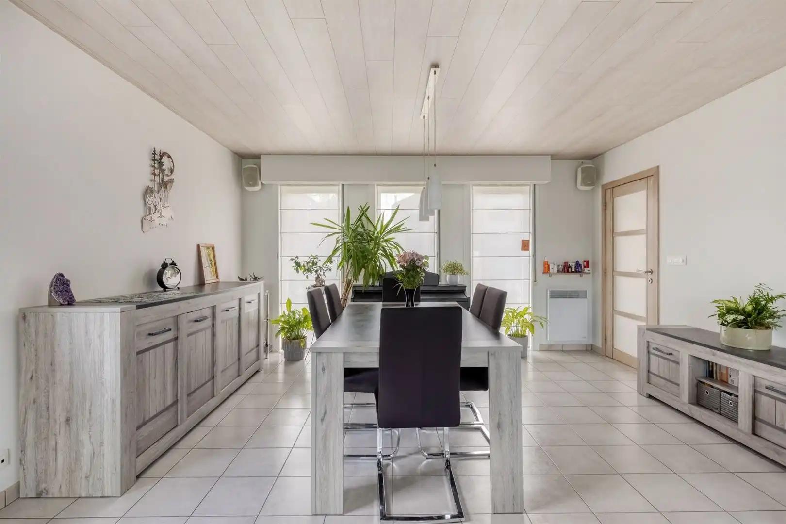 Verzorgde woning met 3 slpk en garage foto 8