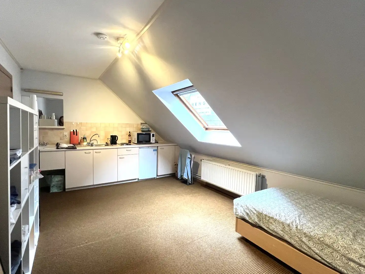  Kamerwoning met 4 kamers (conformiteitstattesten) en een opslagplaats. foto 9