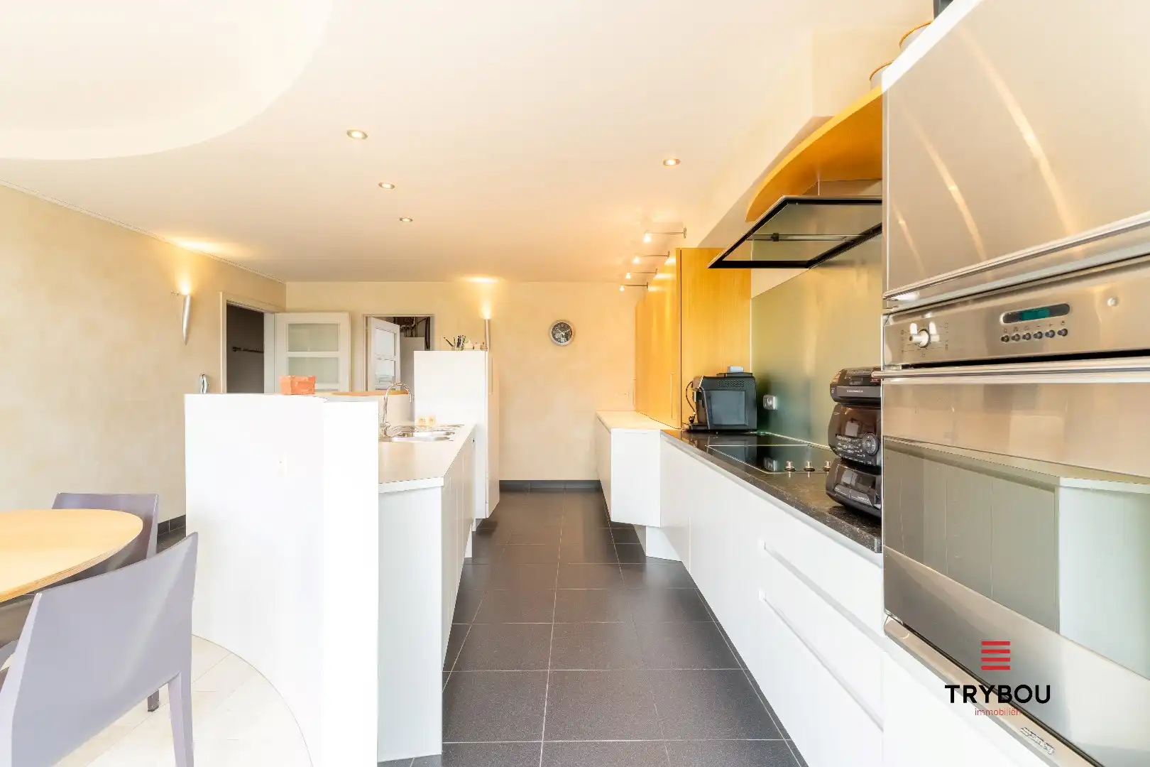 Te koop handelszaak + woning  foto 12