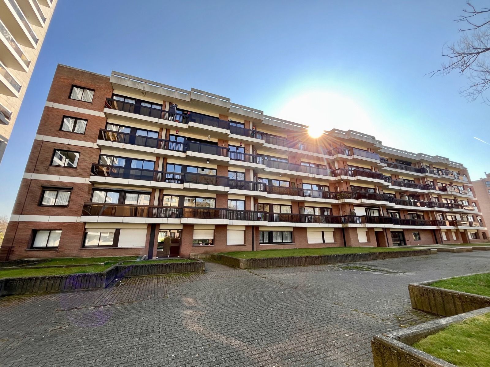 Appartement te koop foto {{pictureIndex}}