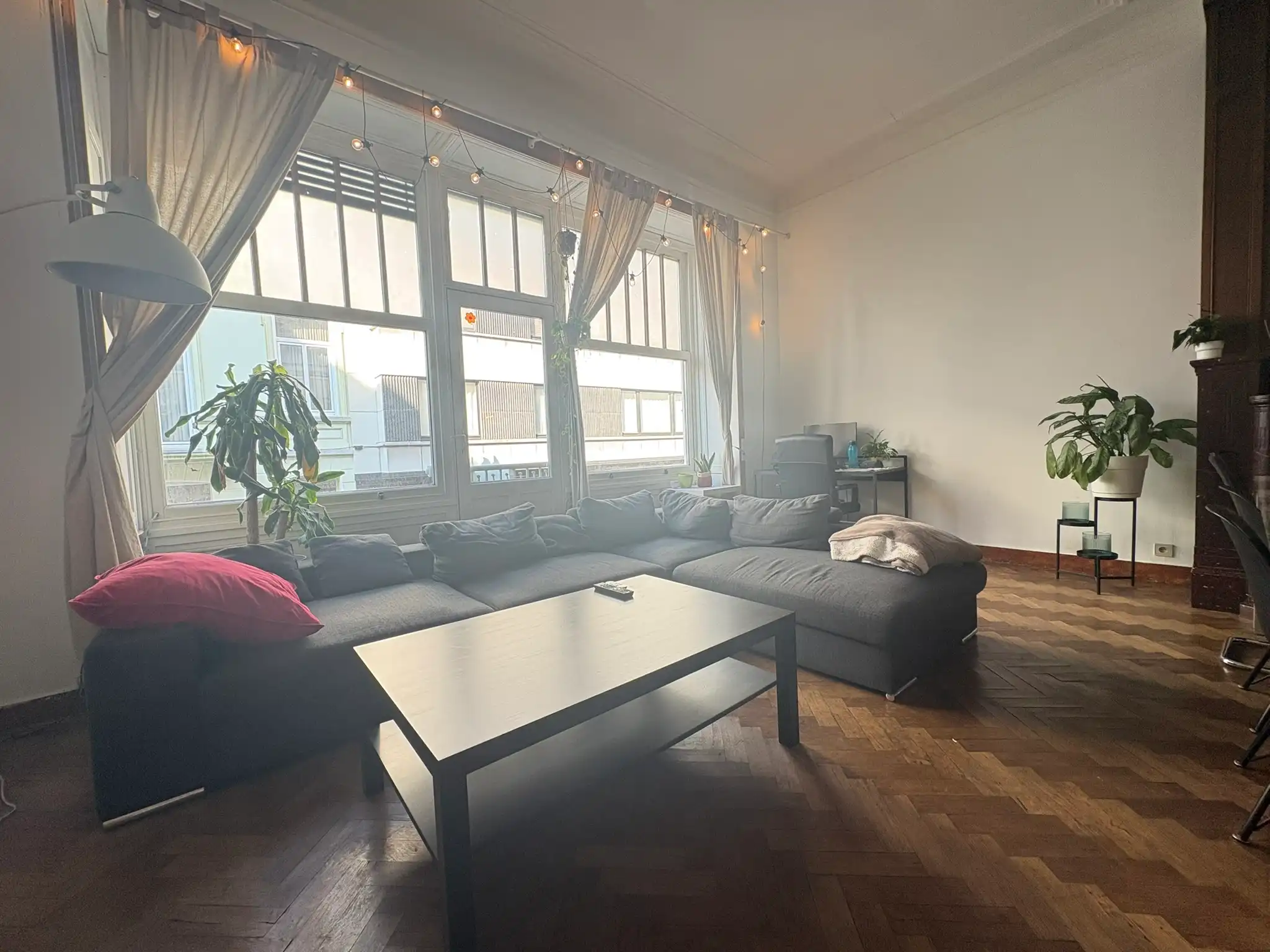Ruime woning met zonnig terras nabij Gent-Sint-Pieters foto 3