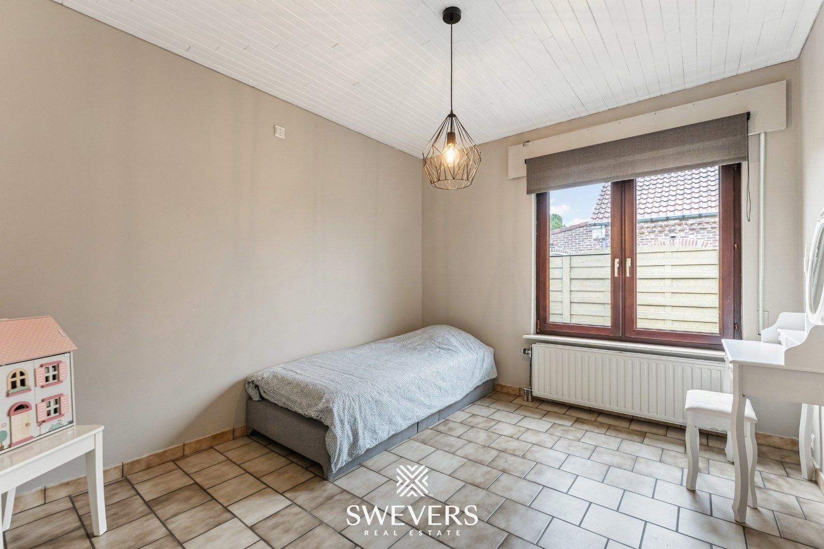 Instapklare gezinswoning met 5 slaapkamers en zonnige tuin te Genk foto 15