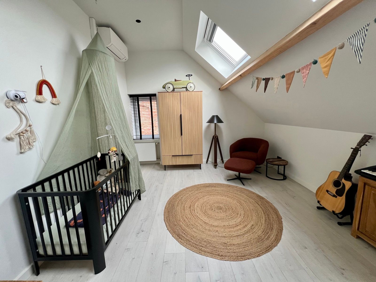 Instapklare HOB met 2slpk + bureau, tuin en garage foto 17