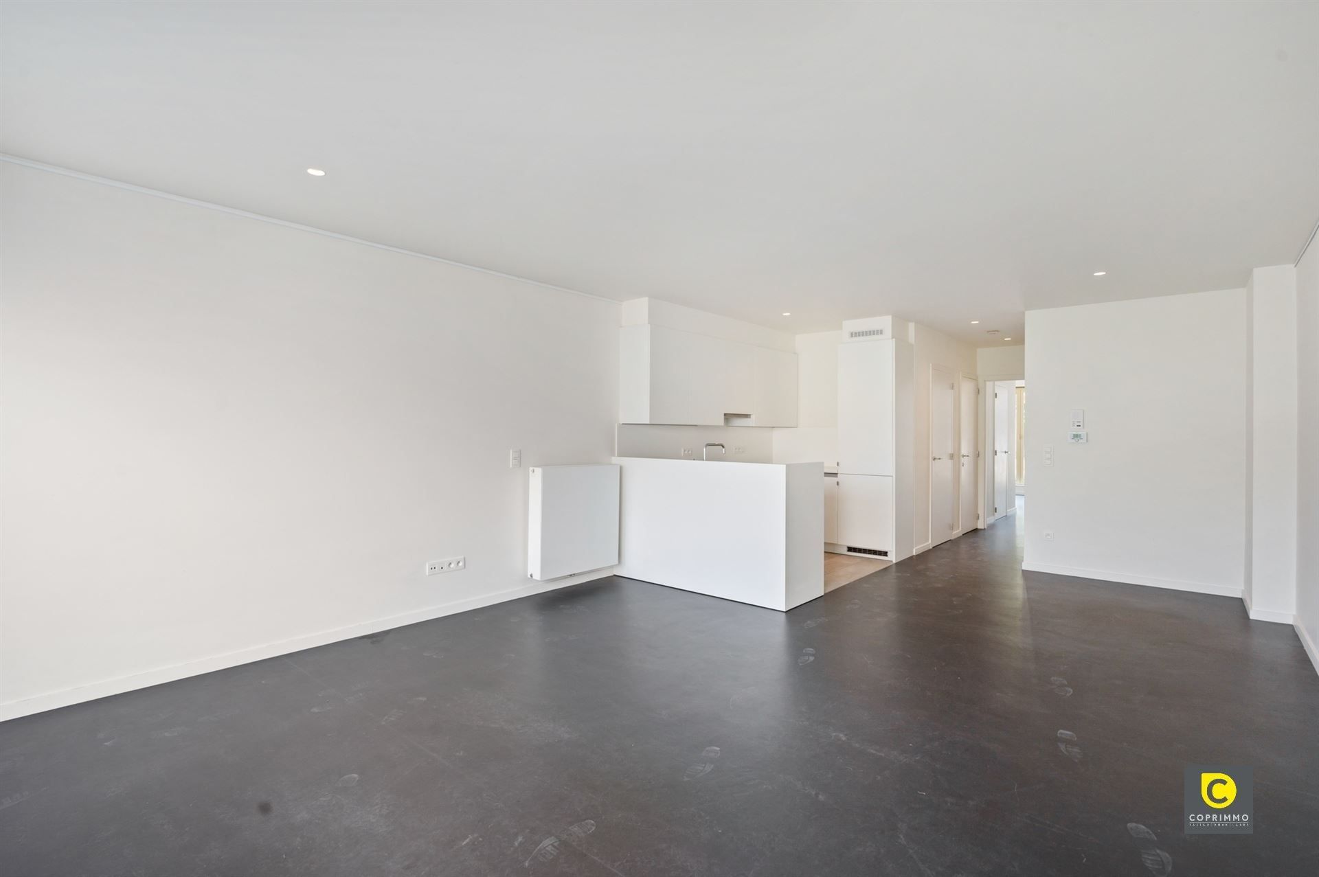 Gelijkvloers appartement met tuin! foto 3
