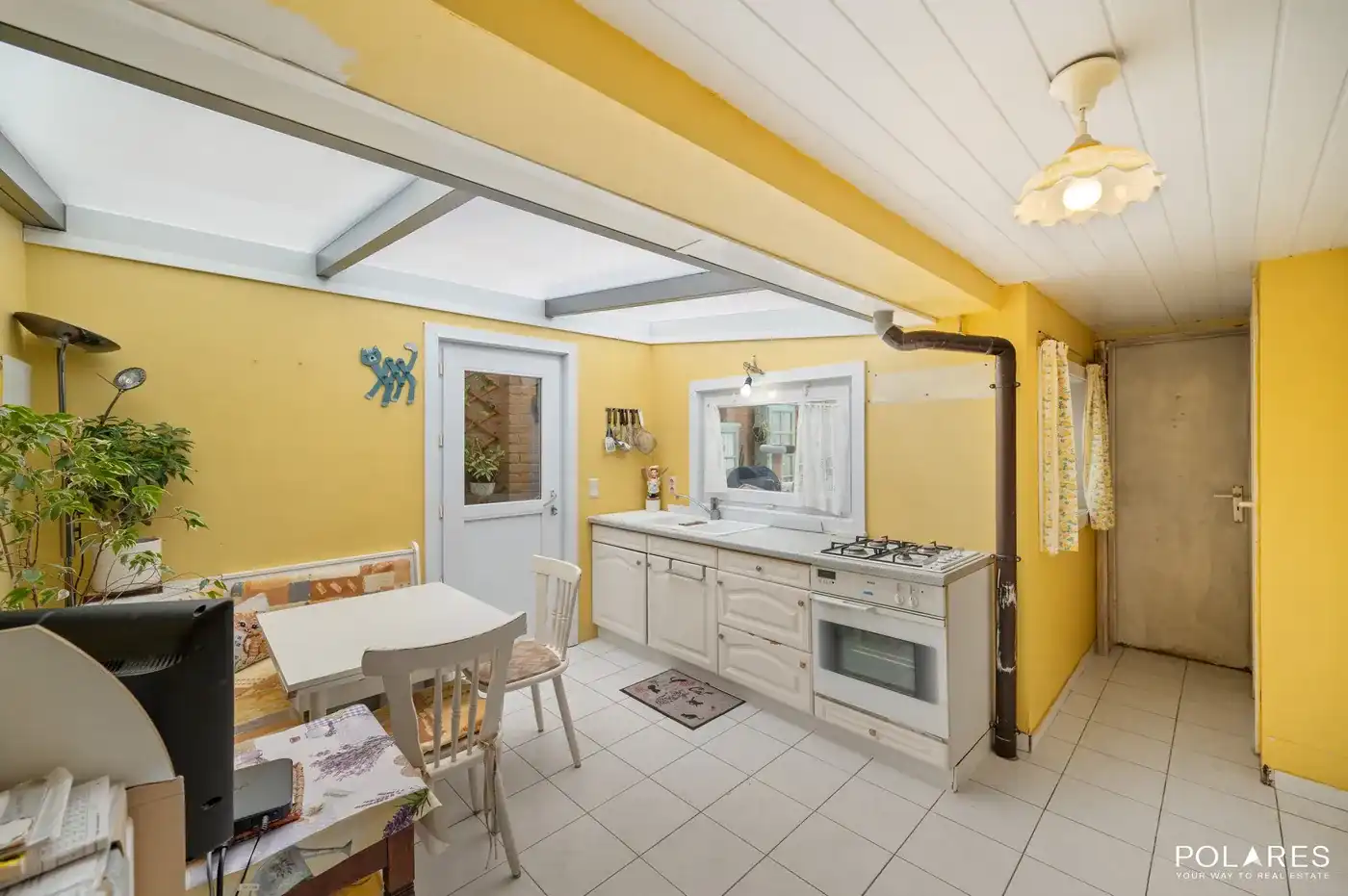 Halfopen woning met veel potentieel in Halle  foto 5