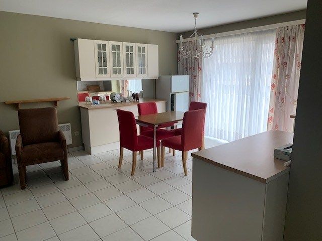 Gemeubeld appartement met 1 slaapkamer foto 3