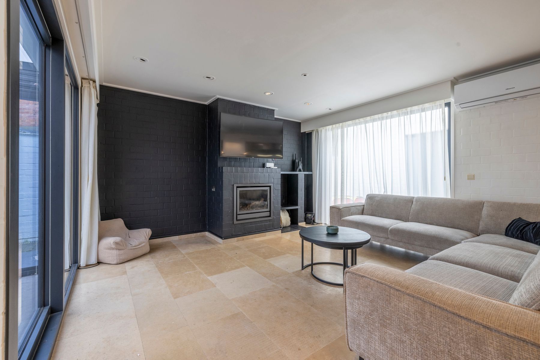 Woning met 3 slaapkamers, tuin en polyvalente ruimte te koop foto 6