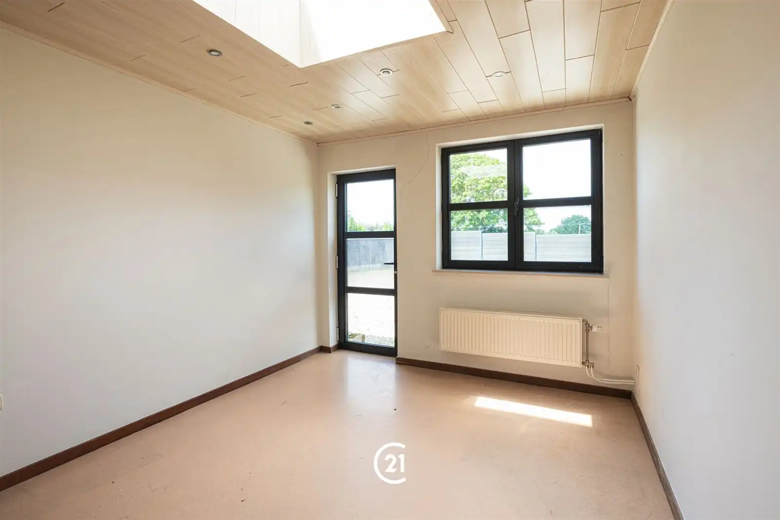 Ruime woning - type herenwoning met 4 slpk en parking foto 15