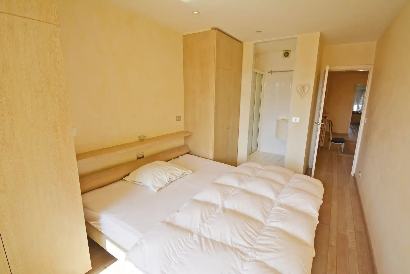 Appartement op de zeedijk met inpandig terras en mooi zeezicht foto 6