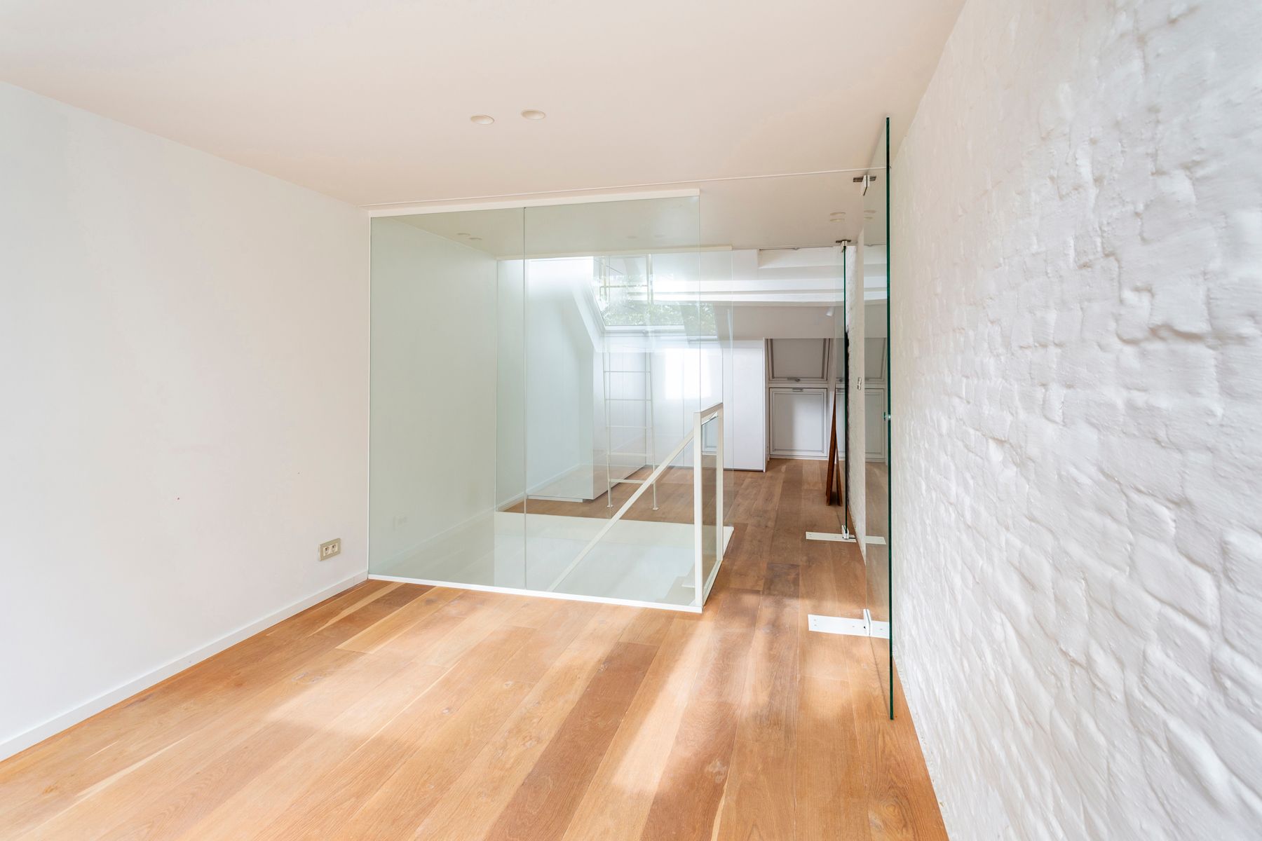 Instapklare woning met uniek binnenbuitengevoel in Antwerpen foto 15