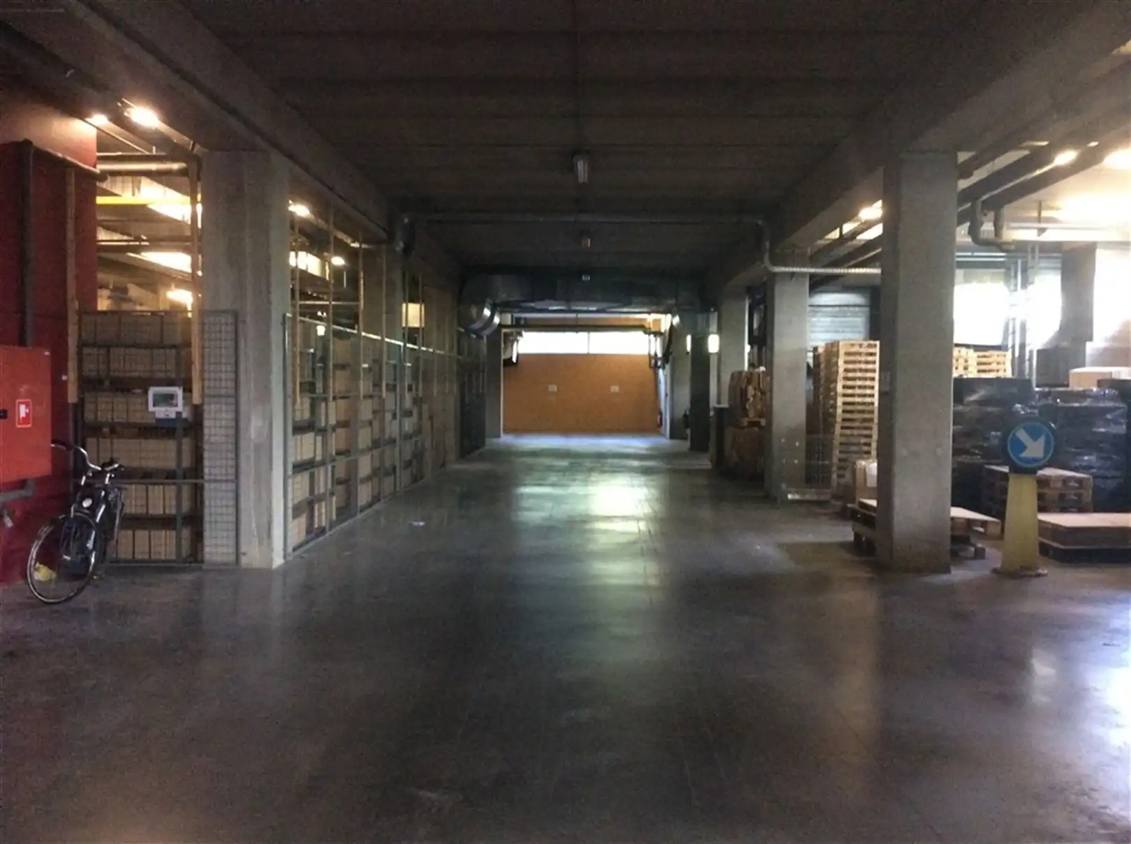 Kantoorgebouw van 160 m² tot 800 m² foto 6