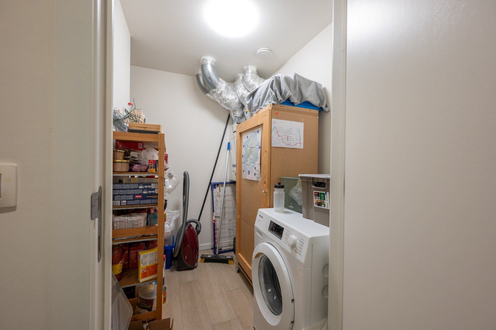 Gezellig appartement met groot terras foto 12