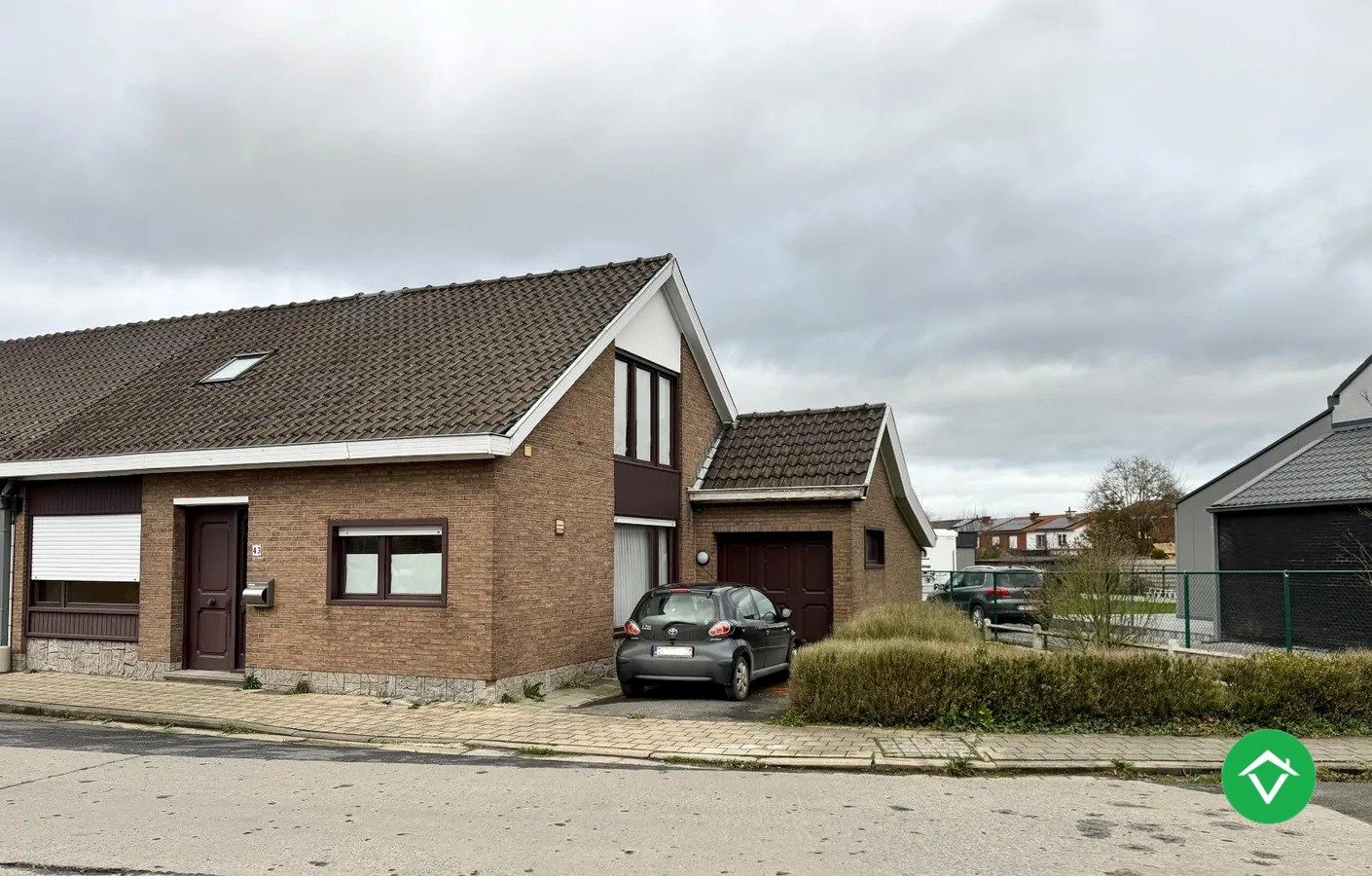 Woning met 3 slaapkamers garage en tuin te Dadizele foto 2