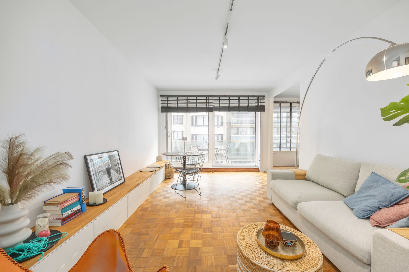 Stijlvol gerenoveerd 1 slaapkamer appartement foto 4