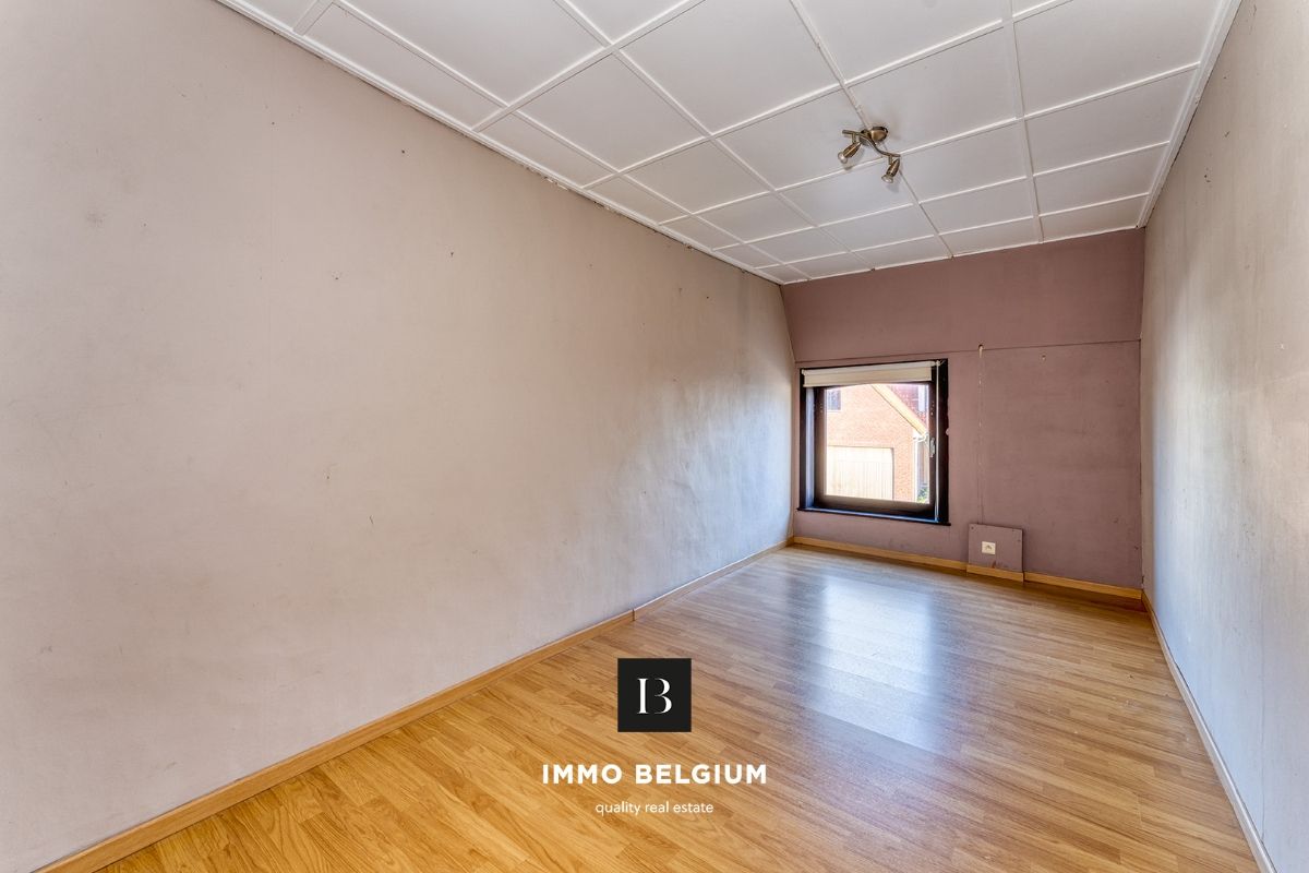 Te renoveren woning in Vlissegem foto 8