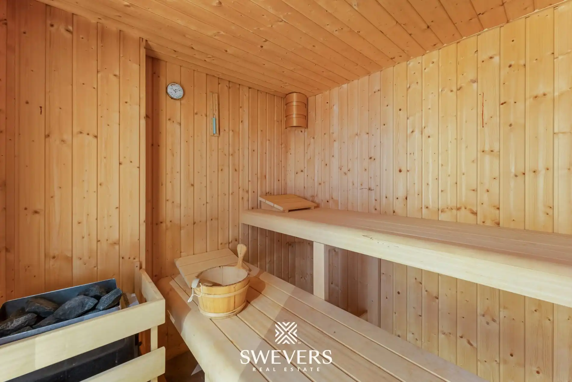 Exclusieve villa ( 618 m2 ) op een droomlocatie ( 28a 13ca ) in de residentiële bloemenwijk van Bolderberg foto 34