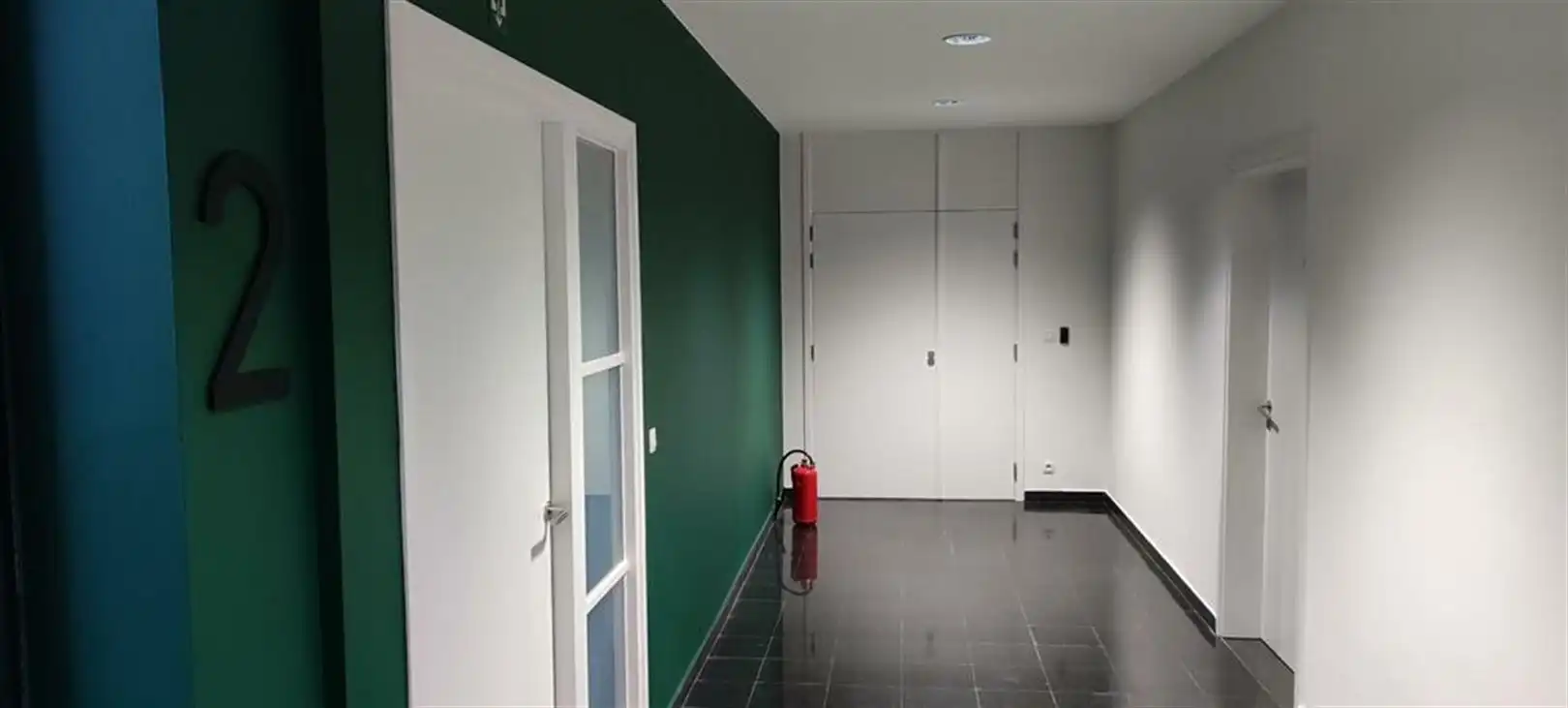 Focus Office Building, strategische ligging, 576m² en 1340m² foto 8