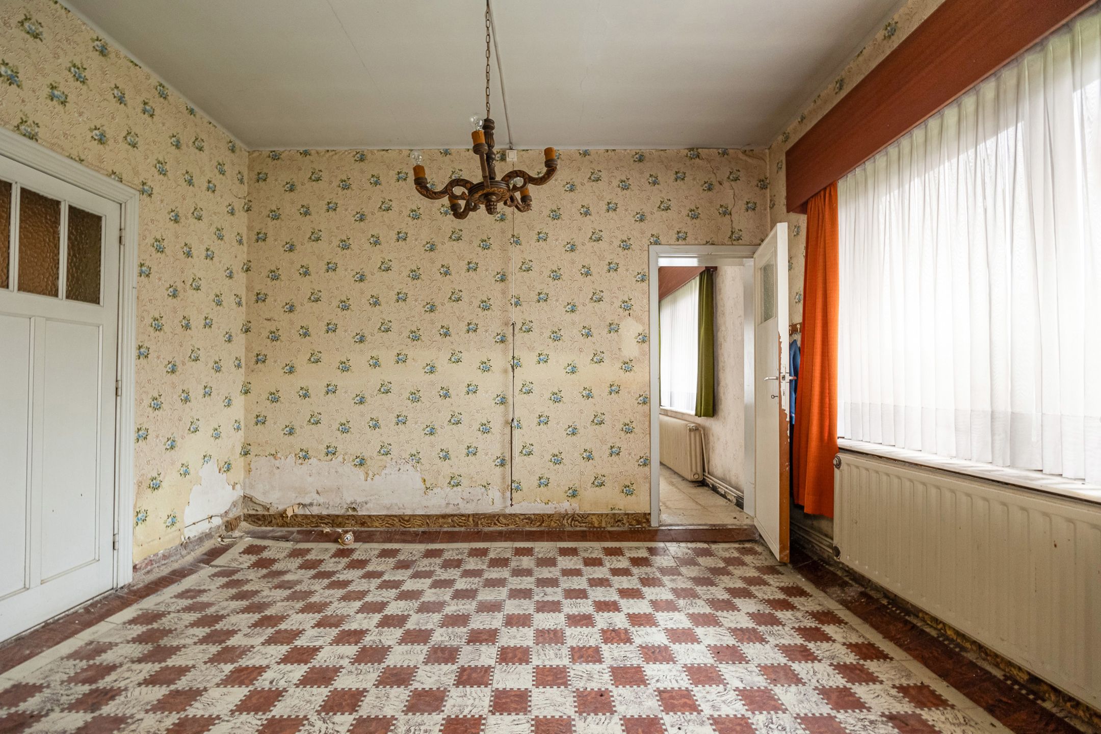 Te renoveren woning op 756m² vlakbij centrum foto 6