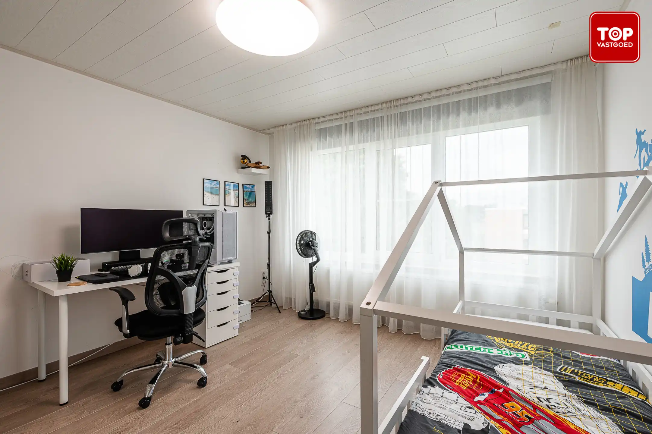 2-slaapkamer appartement met garage. foto 10