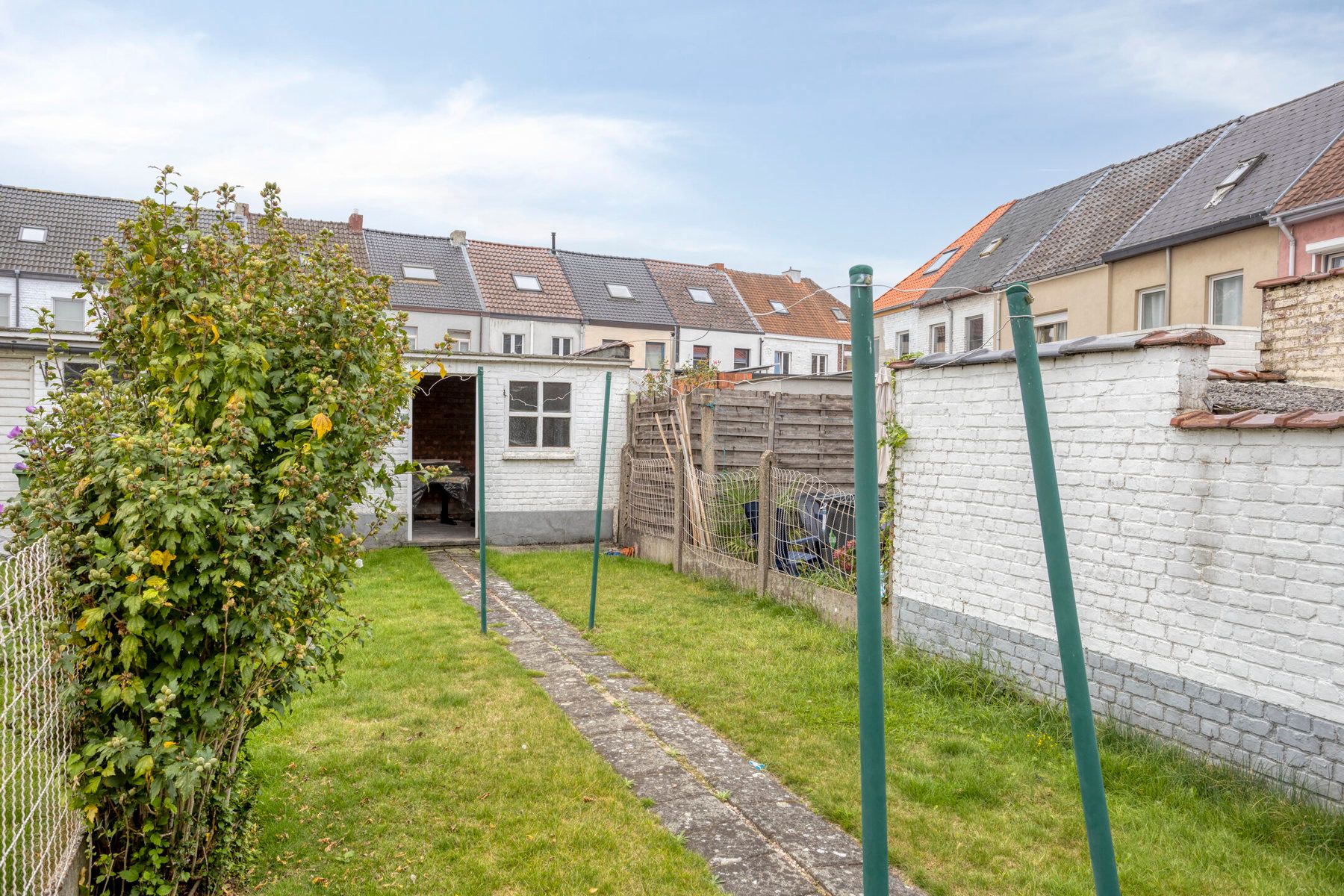 Te renoveren stadswoning met 3 slaapkamers en tuin! foto 22