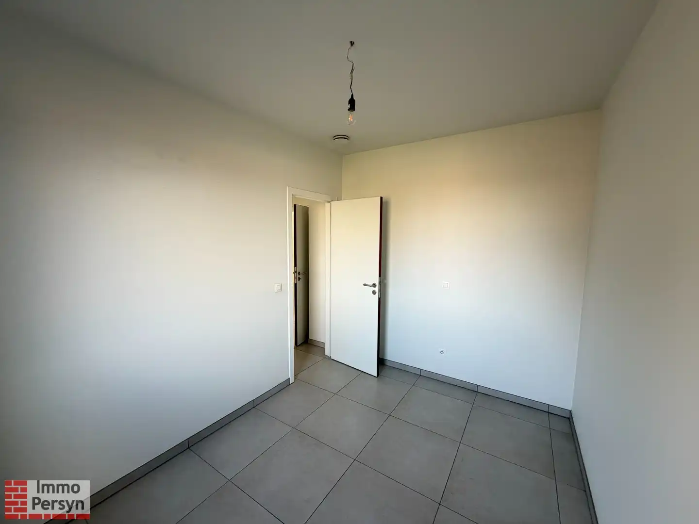 Lichtrijk 2-slaapkamer appartement met zuidgericht terras in Kuringen foto 20