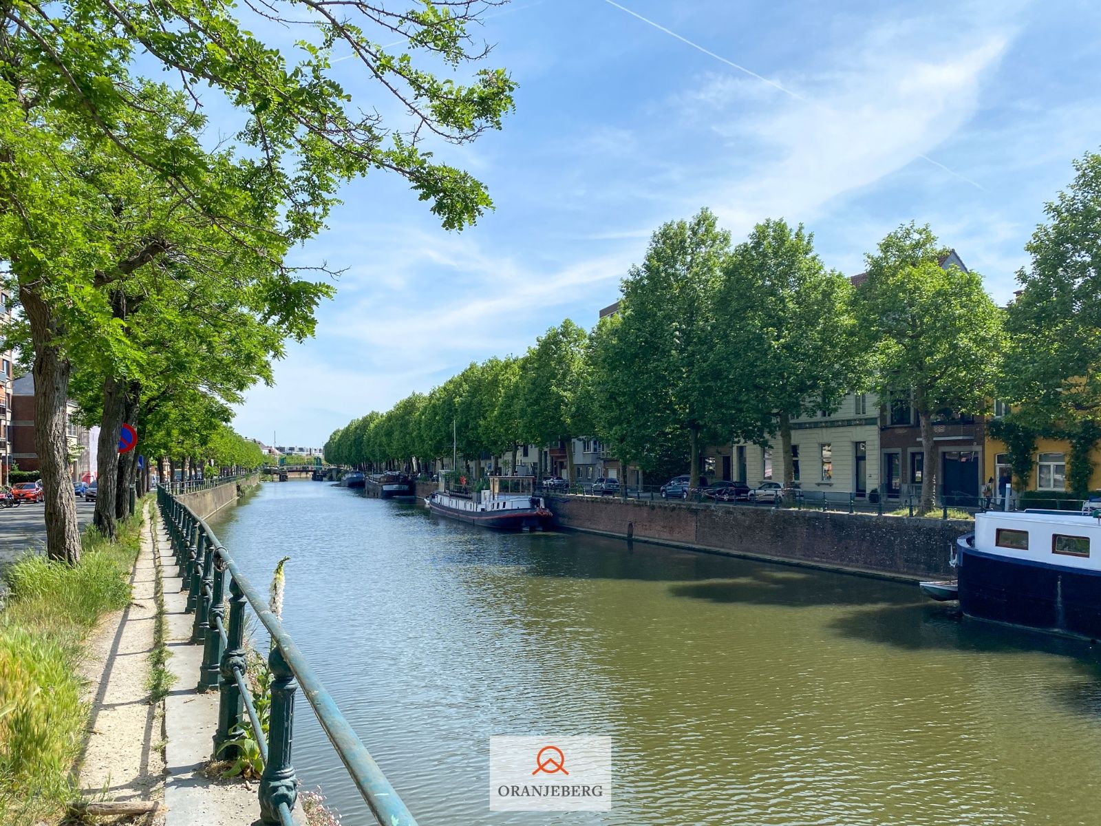 Ruime gerenoveerde woning nabij de Visserij foto 2