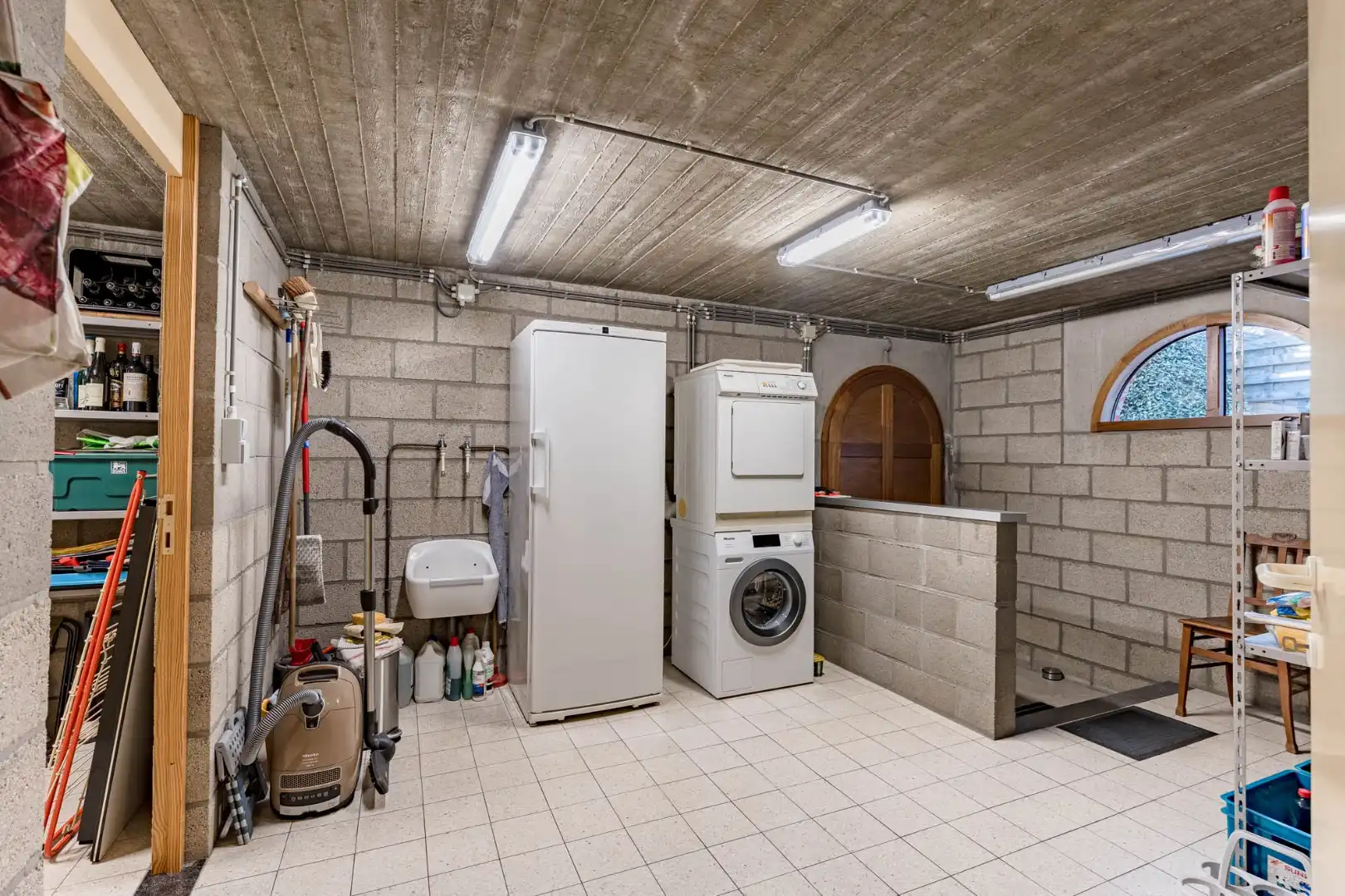 Gezinswoning met zuidgerichte tuin en garage, 5a 85ca foto 32