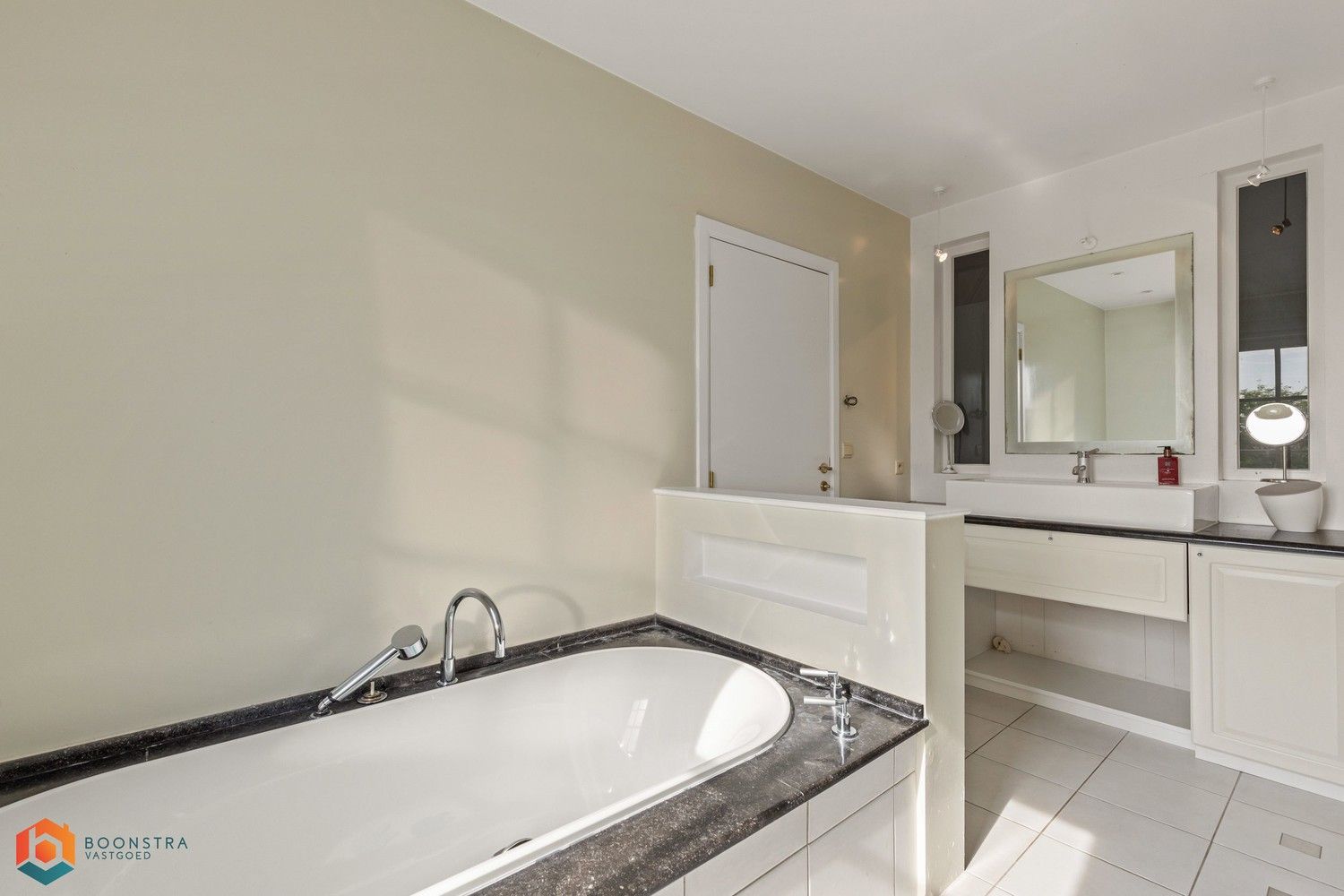 Prachtige villa (549 m² bewoonbaar) op een perceel van 1750 m² te Onze-Lieve-Vrouw-Waver foto 15