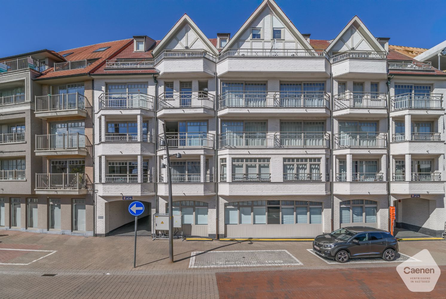 Instapklaar appartement met 2 slaapkamers, terras en balkon nabij zee foto 12