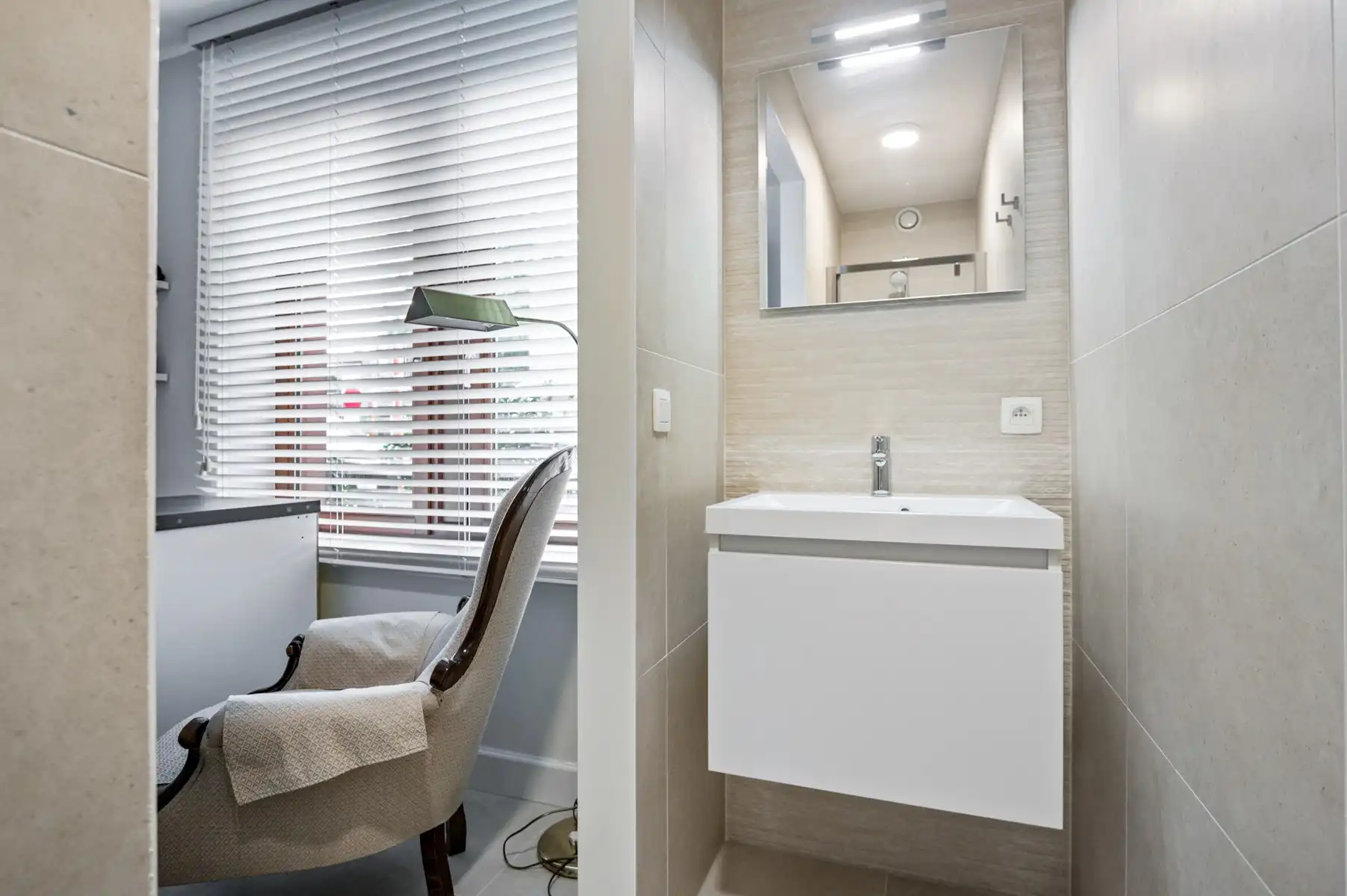Gelijkvloers appartement met 2 slaapkamers, bureau en terras foto 22