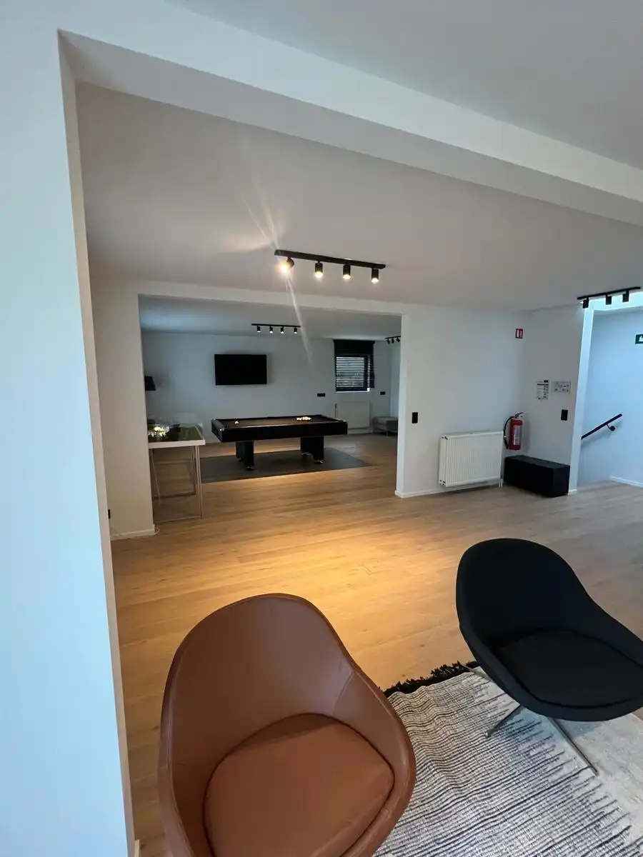 Kantoorruimte op centrale locatie foto 3