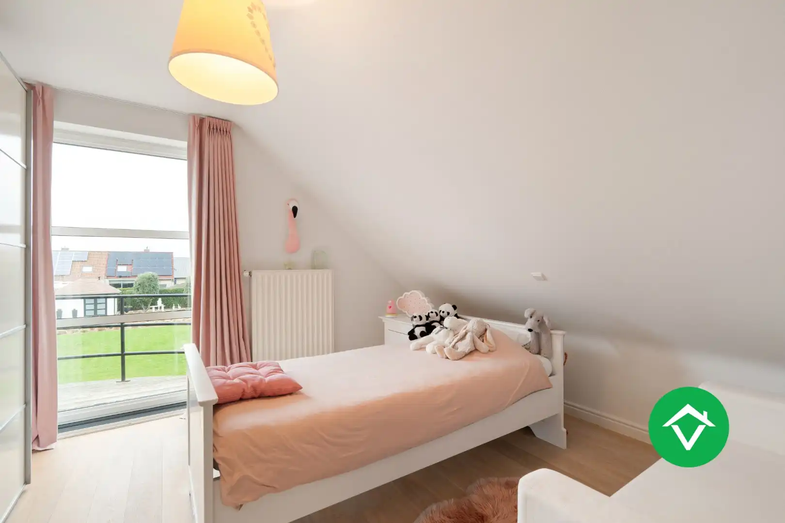 Stijlvolle alleenstaande villa met luxueus interieur en vier slaapkamers te Roeselare foto 19