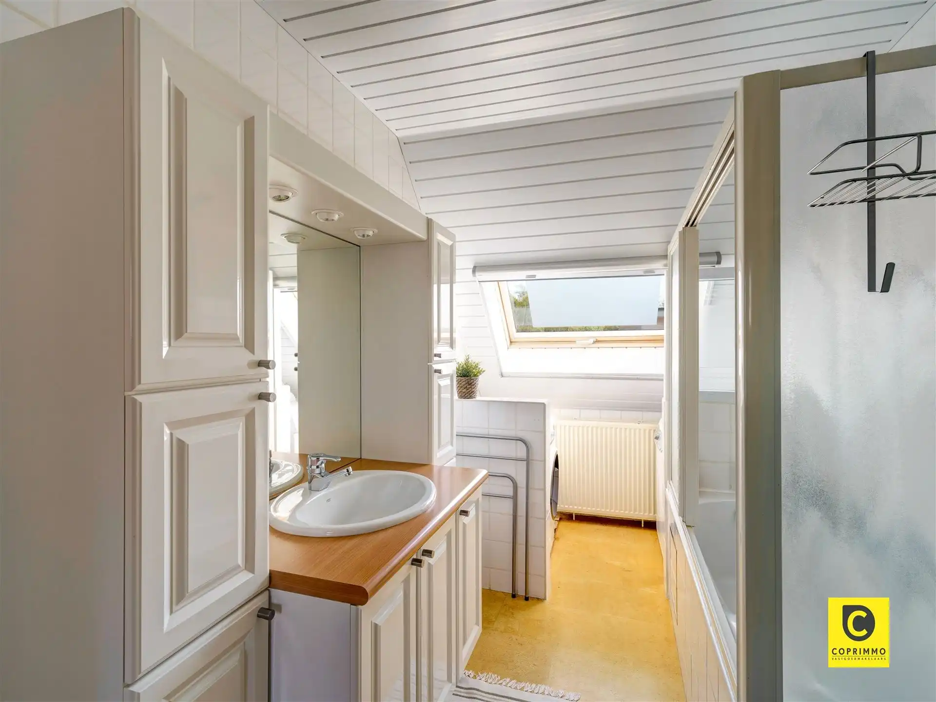 Duplex-appartement met zeer ruim terras en 2 slpk. foto 9