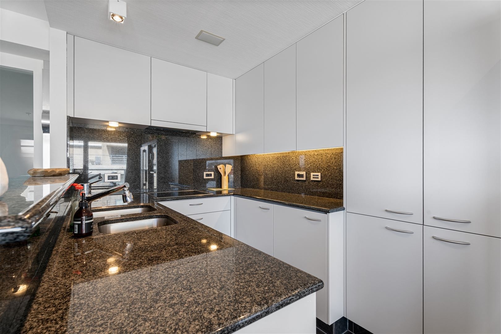 Exclusieve penthouse op bijzondere ligging foto 12