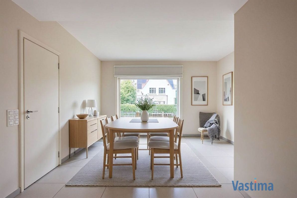 Lichtrijke villa met royale tuin vlak bij natuur & stadsleven foto 11