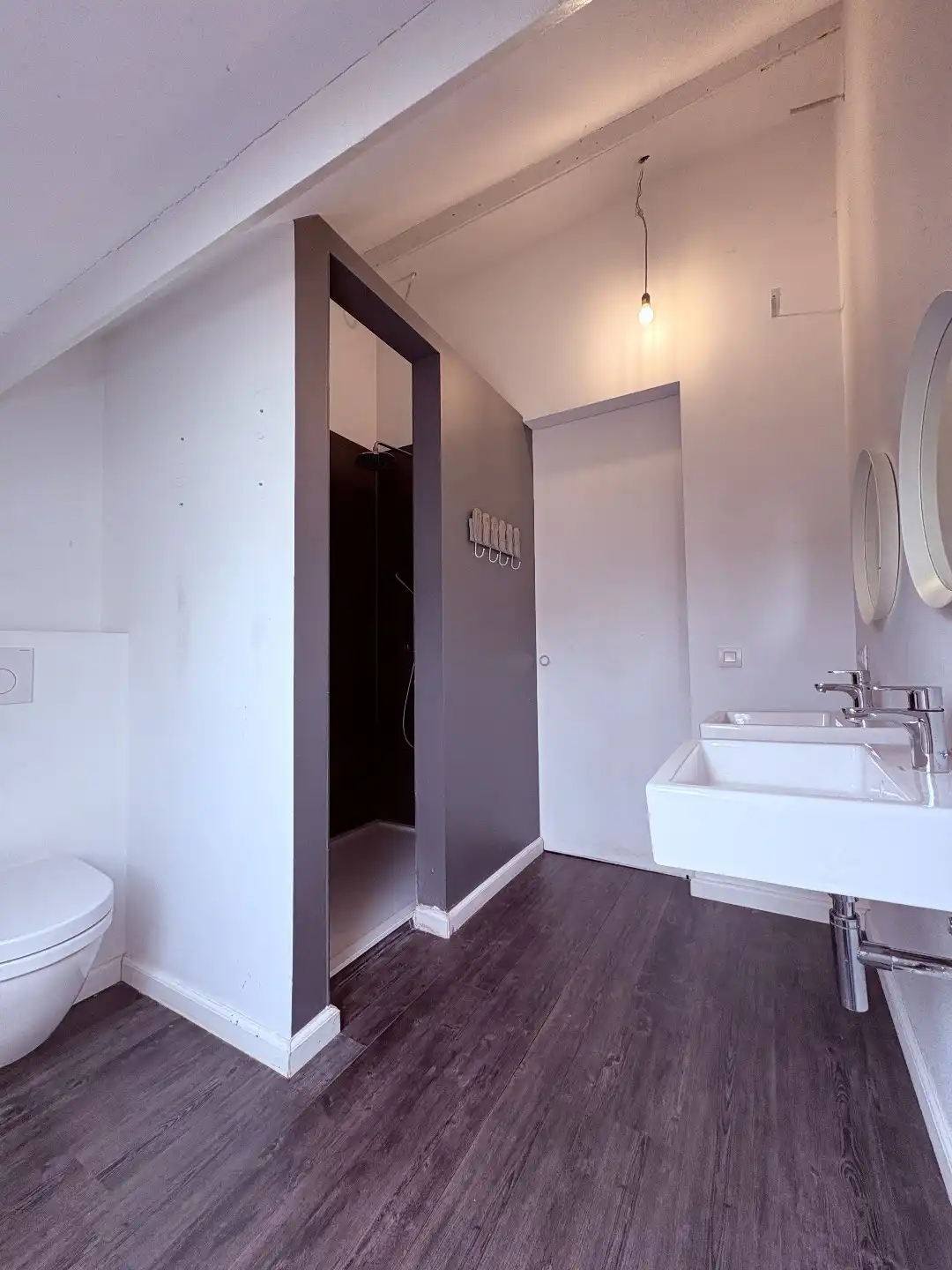 Herenwoning in Bissegem met 4 slaapkamers en 2 badkamers met grote tuin foto 14