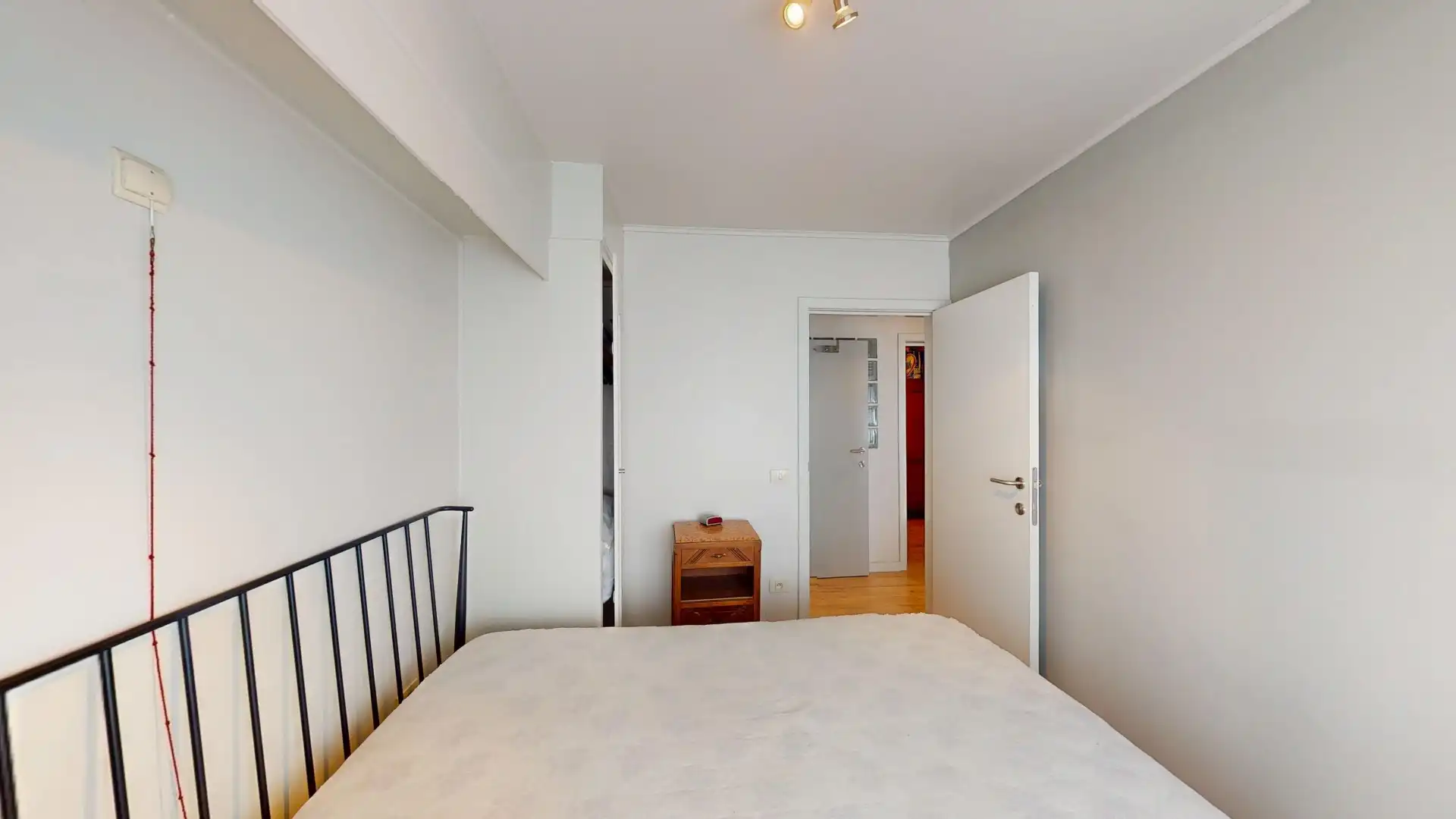 Ruim appartement met 3 slaapkamers en fantastisch uitzicht aan de Zeedijk in Heist-aan-Zee - Te koop! foto 19