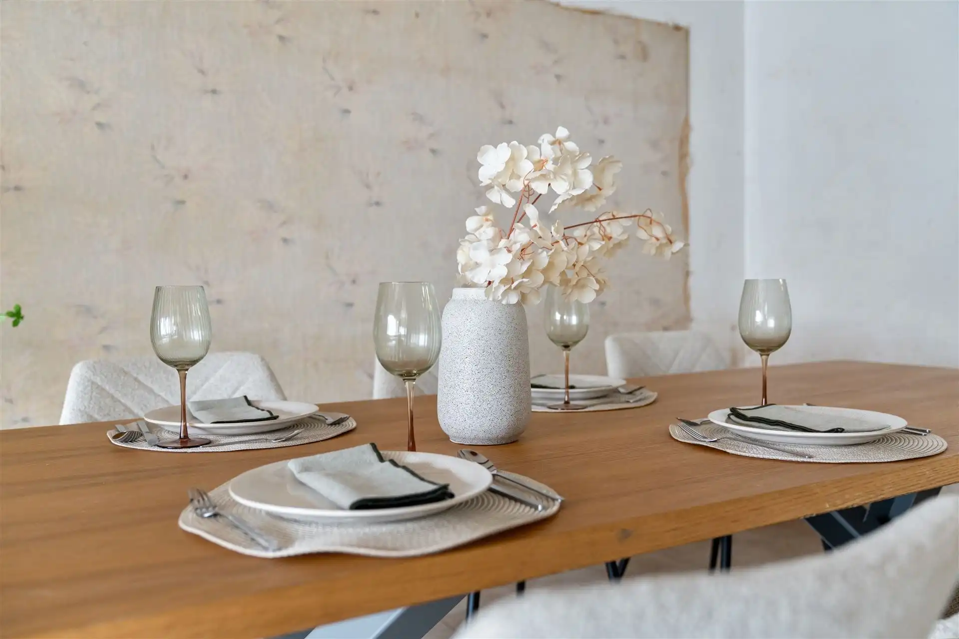 Renovatiewoning met garage en tuin. foto 7