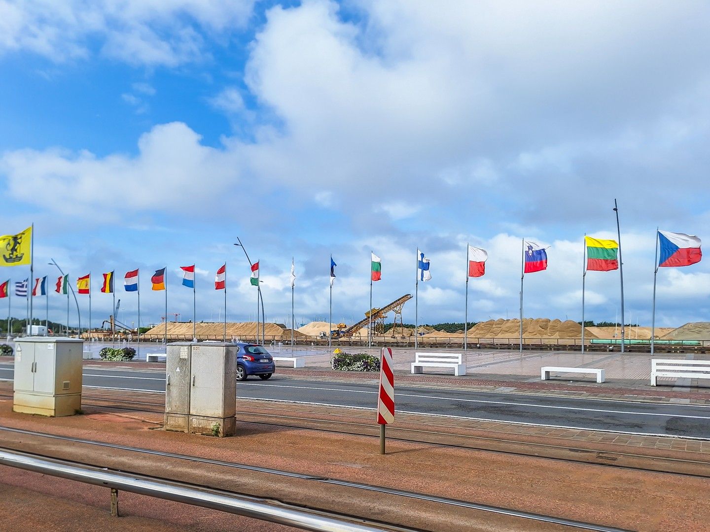 Handelsgelijkvloers op toplocatie in Nieuwpoort stad foto 4