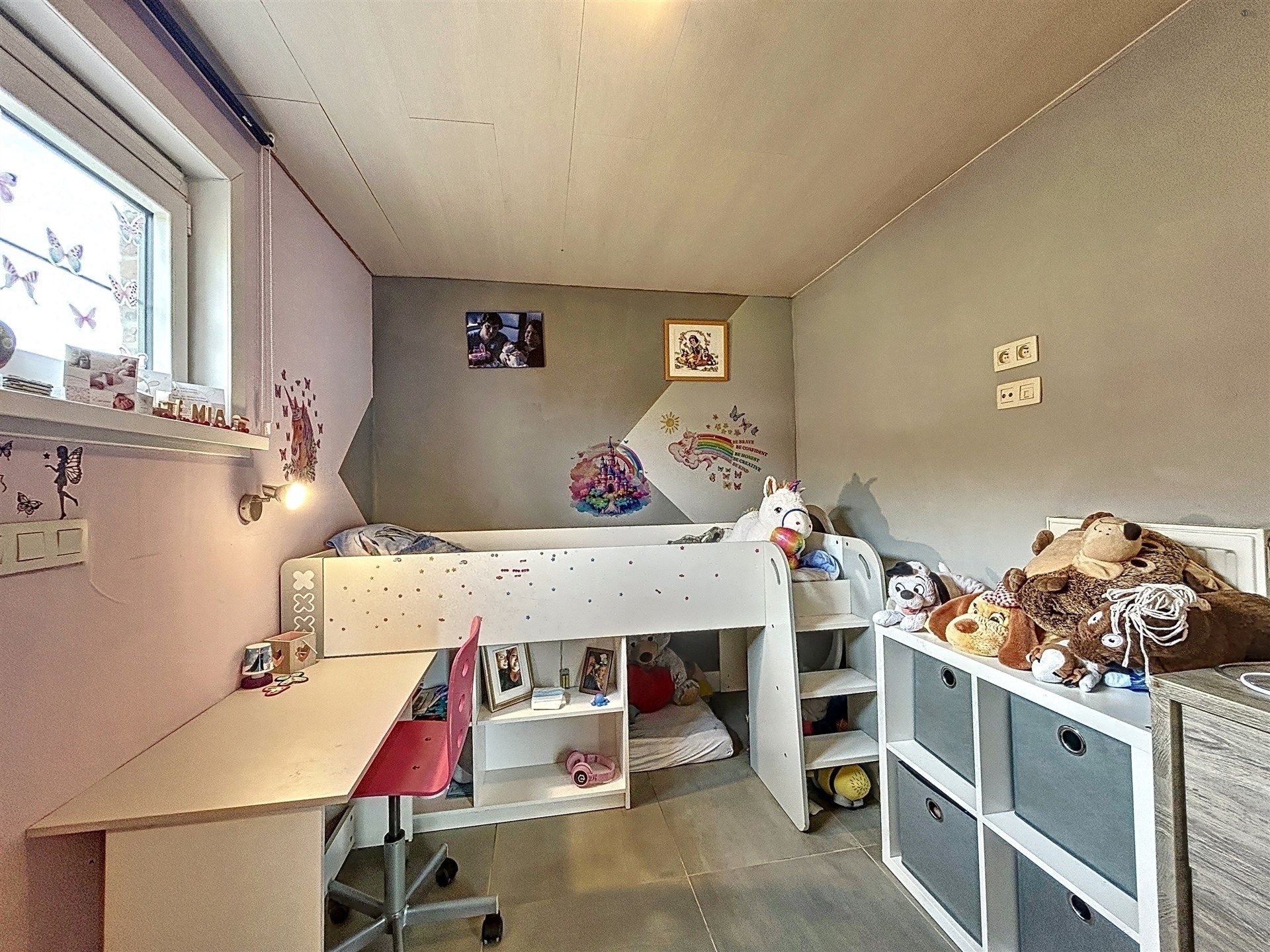 Woning met 3 slaapkamers en multifunctioneel bijgebouw op perceel van 1475m².  foto 20