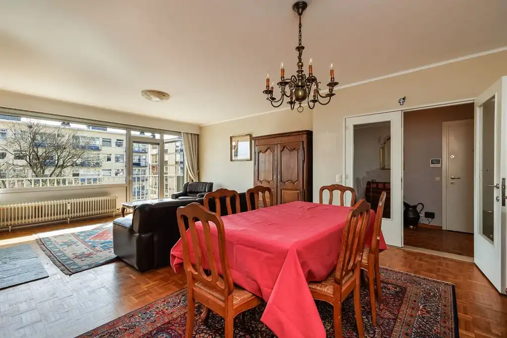 3-slpk appartement met ruim terras en autostaanplaats vlakbij Te Boelaerpark foto 2