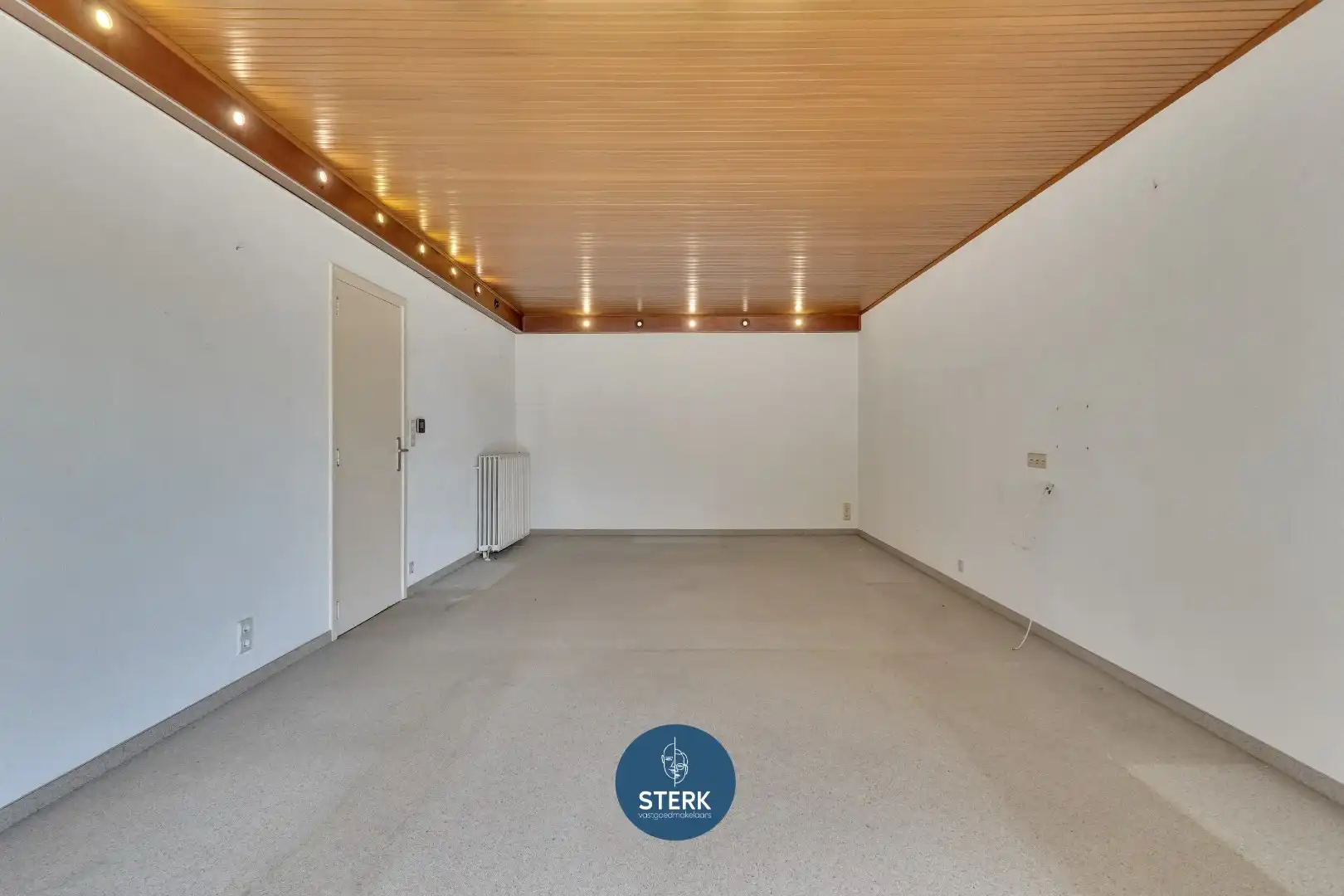 OP TE KNAPPEN SPLITLEVELWONING OP EEN GELIEFDE LOCATIE TE LANAKEN !  foto 7